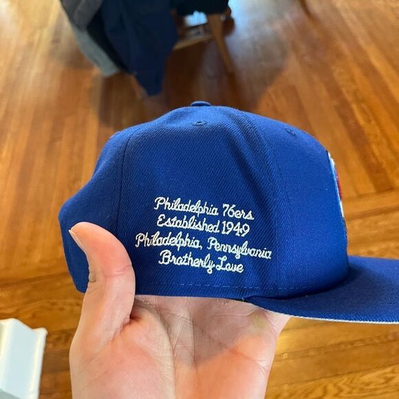 Philadelphia 76ers snap back hat - Picture 2 of 4